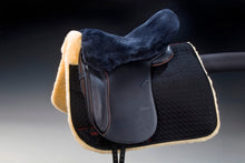 Load image into Gallery viewer, Horsedream sheepskin seat saver for English saddles - Charcoal