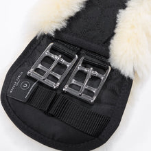 Load image into Gallery viewer, Werner Christ Lammfelle Sheepskin Dressage Girth. Half Moon. Natural