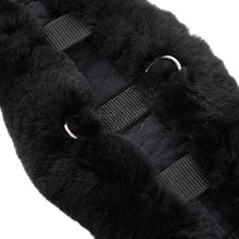 Load image into Gallery viewer, Horse Dream UK Sheepskin Dressage girth - Contoured to fit your horse. Fully lined with genuine Merino Lambskin. Manufactured by Christ Lammfelle