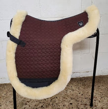 Load image into Gallery viewer, Horsedream fully lined sheepskin GP numnah