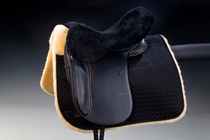 Horsedream sheepskin seat saver for English saddles - Brown