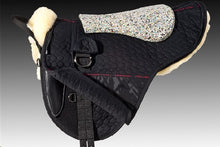 Load image into Gallery viewer, Horsedream &#39;Cloud Special&#39; Bareback Riding Pad manufactured by Christ Lammfelle