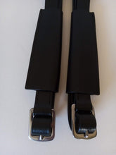 Load image into Gallery viewer, Comfort leather stirrups leathers with keeper